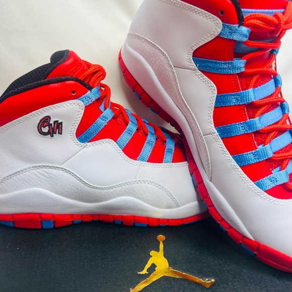 2016 Air Jordan 310806 114
Size 7Y
New with box 
White/ Red - Picture 2 of 9